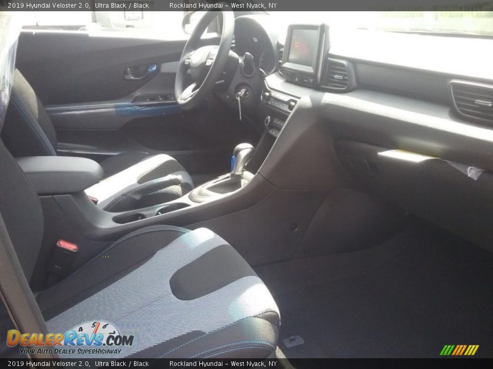 2019 Hyundai Veloster 2.0 Ultra Black / Black Photo #7