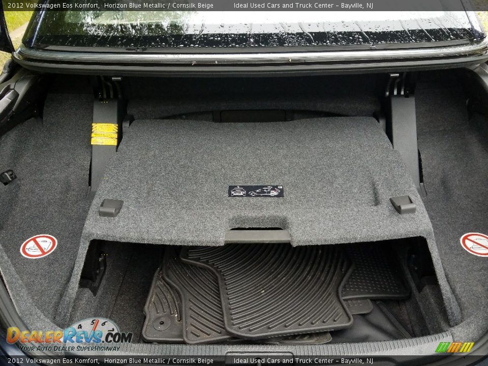 2012 Volkswagen Eos Komfort Horizon Blue Metallic / Cornsilk Beige Photo #12