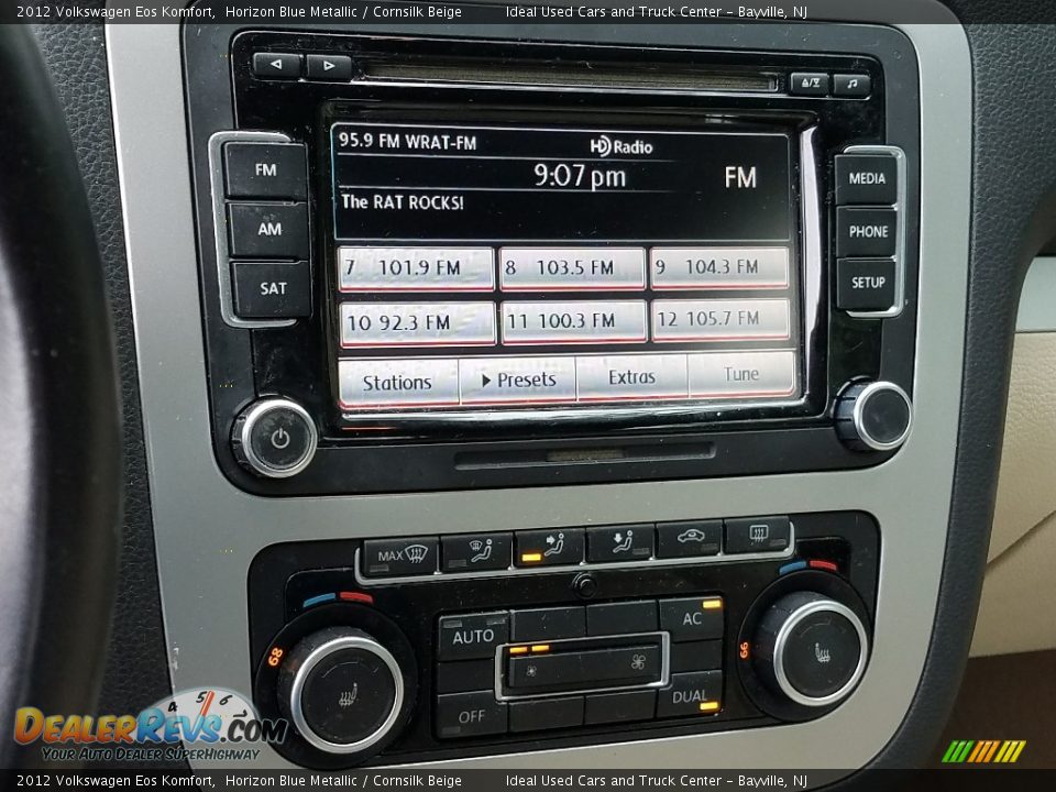 2012 Volkswagen Eos Komfort Horizon Blue Metallic / Cornsilk Beige Photo #13