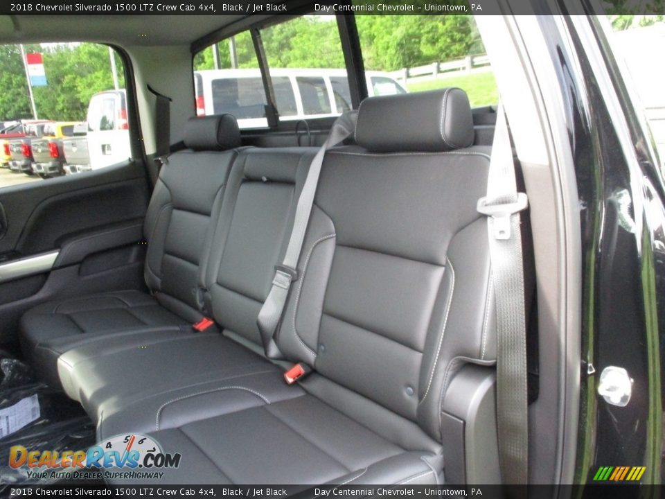 2018 Chevrolet Silverado 1500 LTZ Crew Cab 4x4 Black / Jet Black Photo #17