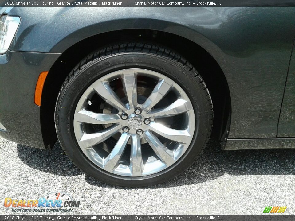 2018 Chrysler 300 Touring Granite Crystal Metallic / Black/Linen Photo #20