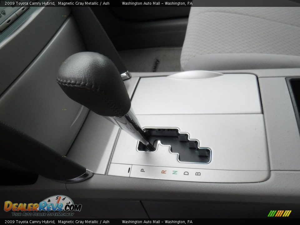2009 Toyota Camry Hybrid Magnetic Gray Metallic / Ash Photo #17
