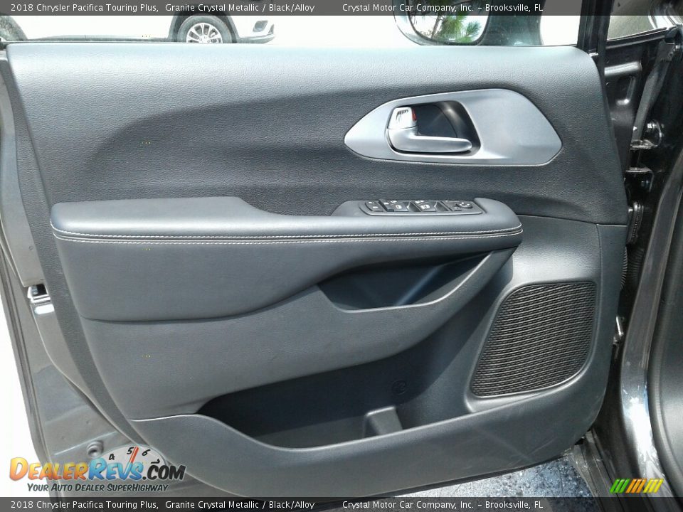 2018 Chrysler Pacifica Touring Plus Granite Crystal Metallic / Black/Alloy Photo #17
