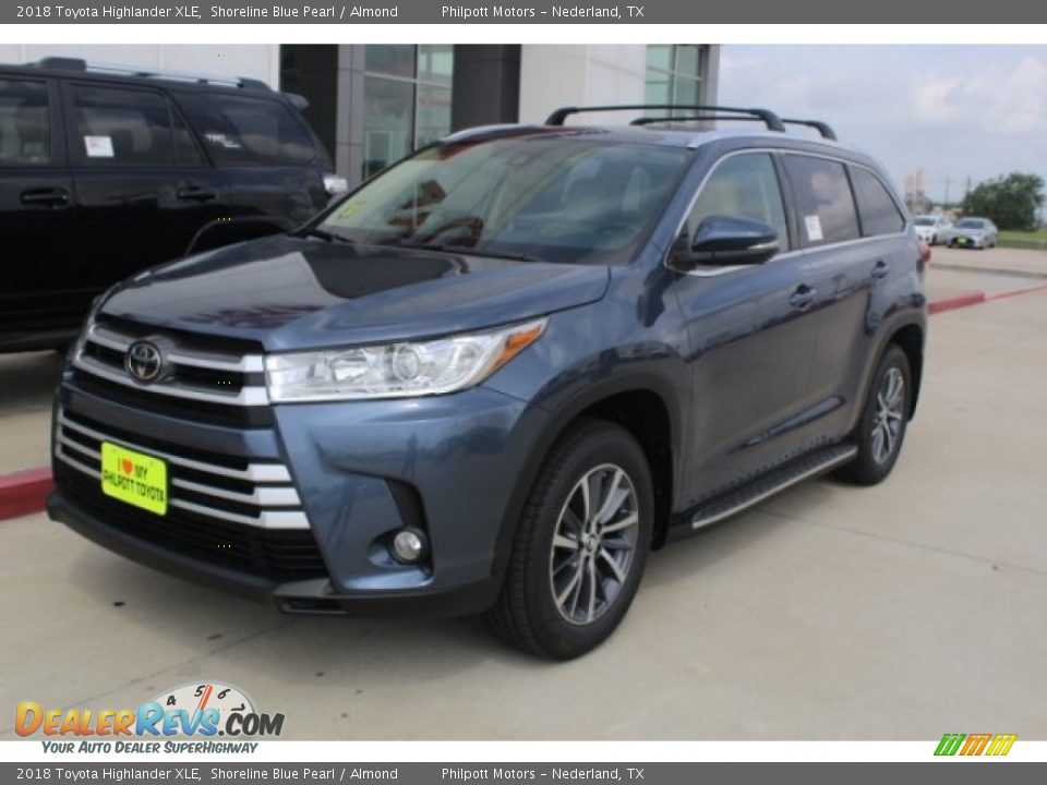 2018 Toyota Highlander XLE Shoreline Blue Pearl / Almond Photo #3