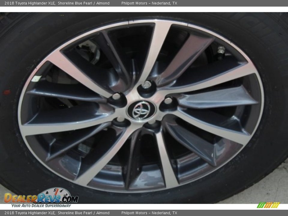 2018 Toyota Highlander XLE Shoreline Blue Pearl / Almond Photo #9