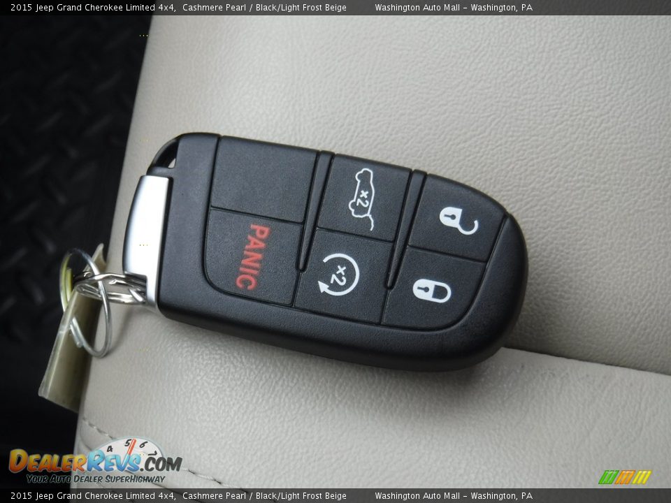 2015 Jeep Grand Cherokee Limited 4x4 Cashmere Pearl / Black/Light Frost Beige Photo #30