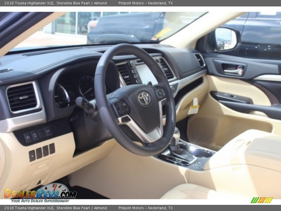 2018 Toyota Highlander XLE Shoreline Blue Pearl / Almond Photo #12