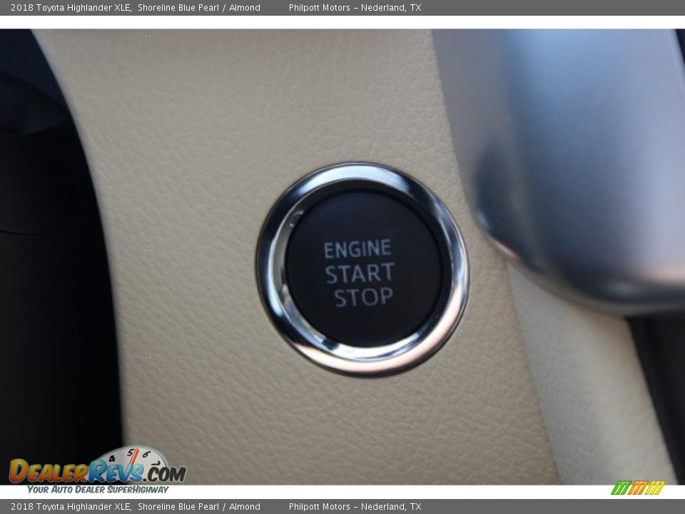 2018 Toyota Highlander XLE Shoreline Blue Pearl / Almond Photo #19