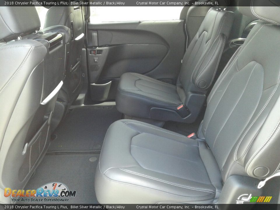 2018 Chrysler Pacifica Touring L Plus Billet Silver Metallic / Black/Alloy Photo #10
