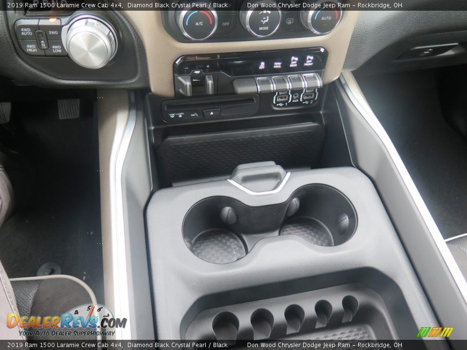 2019 Ram 1500 Laramie Crew Cab 4x4 Diamond Black Crystal Pearl / Black Photo #22