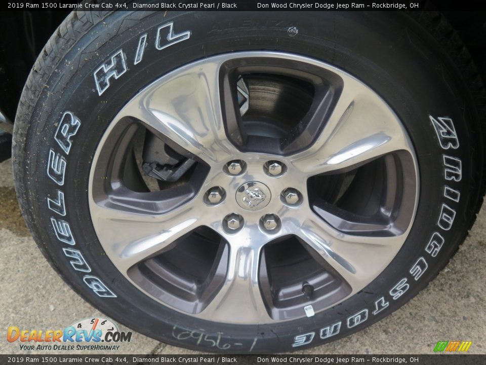 2019 Ram 1500 Laramie Crew Cab 4x4 Diamond Black Crystal Pearl / Black Photo #25