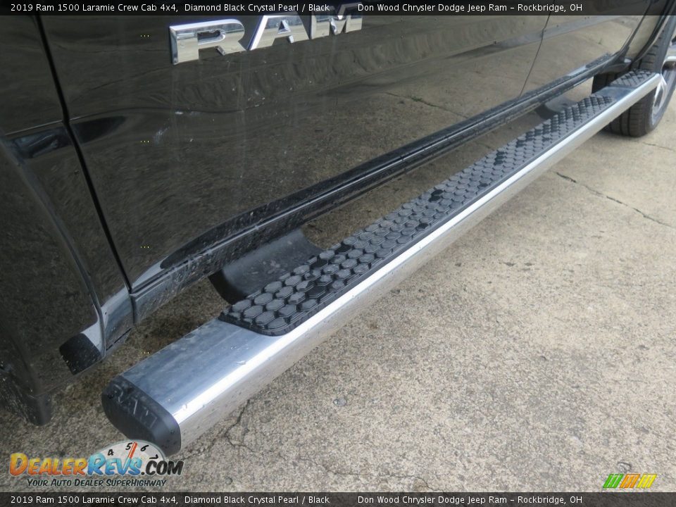 2019 Ram 1500 Laramie Crew Cab 4x4 Diamond Black Crystal Pearl / Black Photo #29
