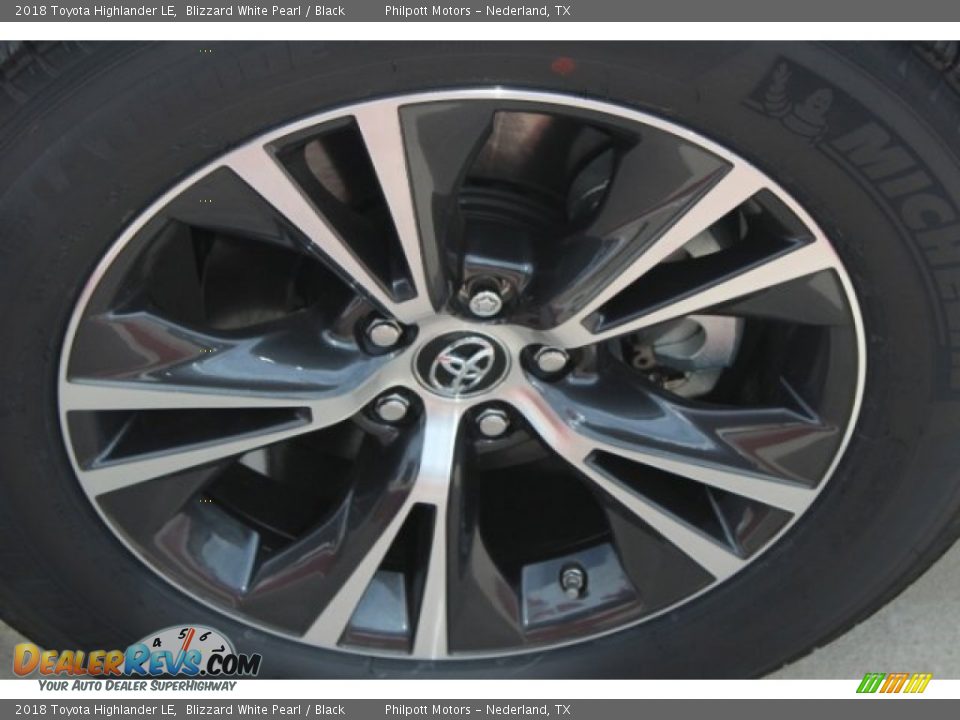 2018 Toyota Highlander LE Blizzard White Pearl / Black Photo #10
