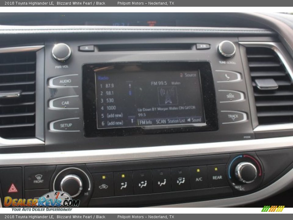 2018 Toyota Highlander LE Blizzard White Pearl / Black Photo #16