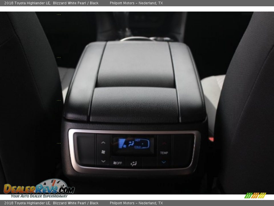 2018 Toyota Highlander LE Blizzard White Pearl / Black Photo #26
