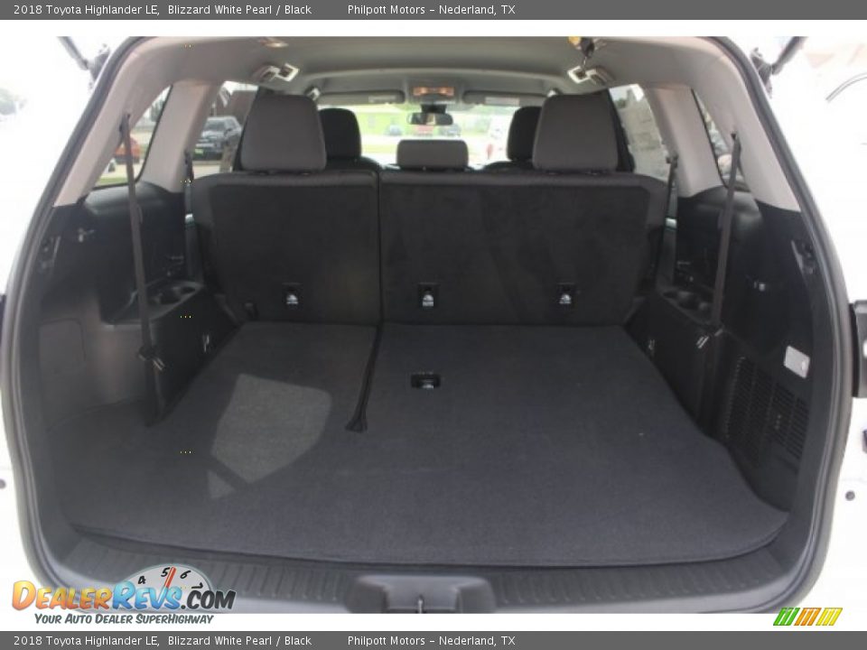 2018 Toyota Highlander LE Blizzard White Pearl / Black Photo #27