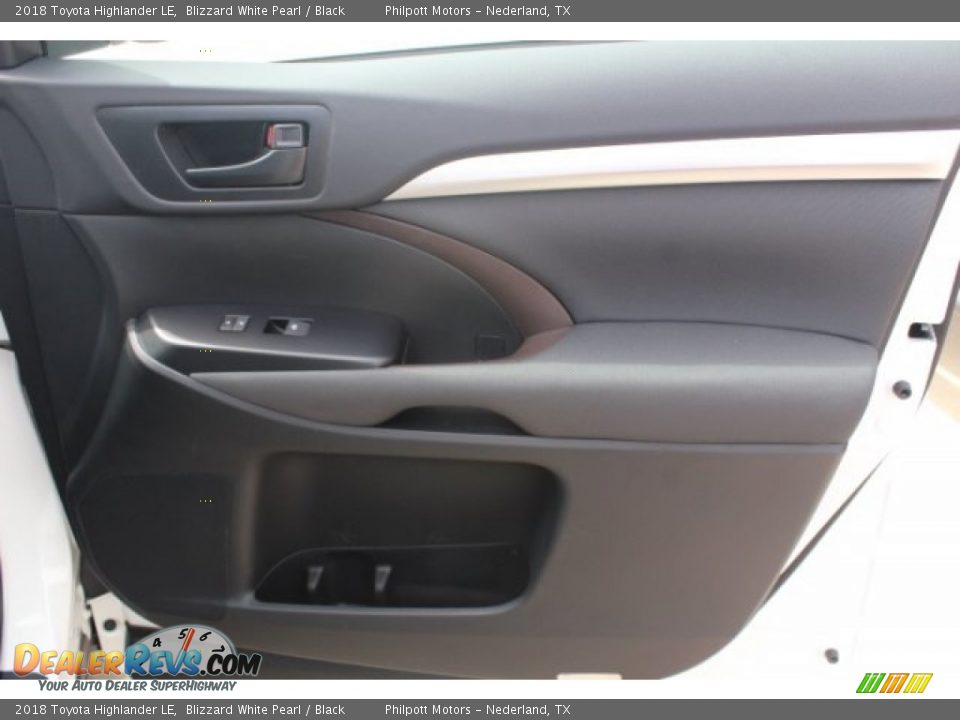 2018 Toyota Highlander LE Blizzard White Pearl / Black Photo #30