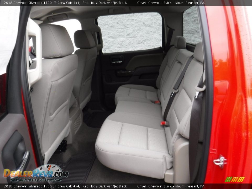 2018 Chevrolet Silverado 1500 LT Crew Cab 4x4 Red Hot / Dark Ash/Jet Black Photo #31