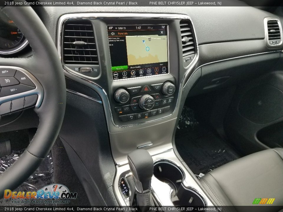 2018 Jeep Grand Cherokee Limited 4x4 Diamond Black Crystal Pearl / Black Photo #10
