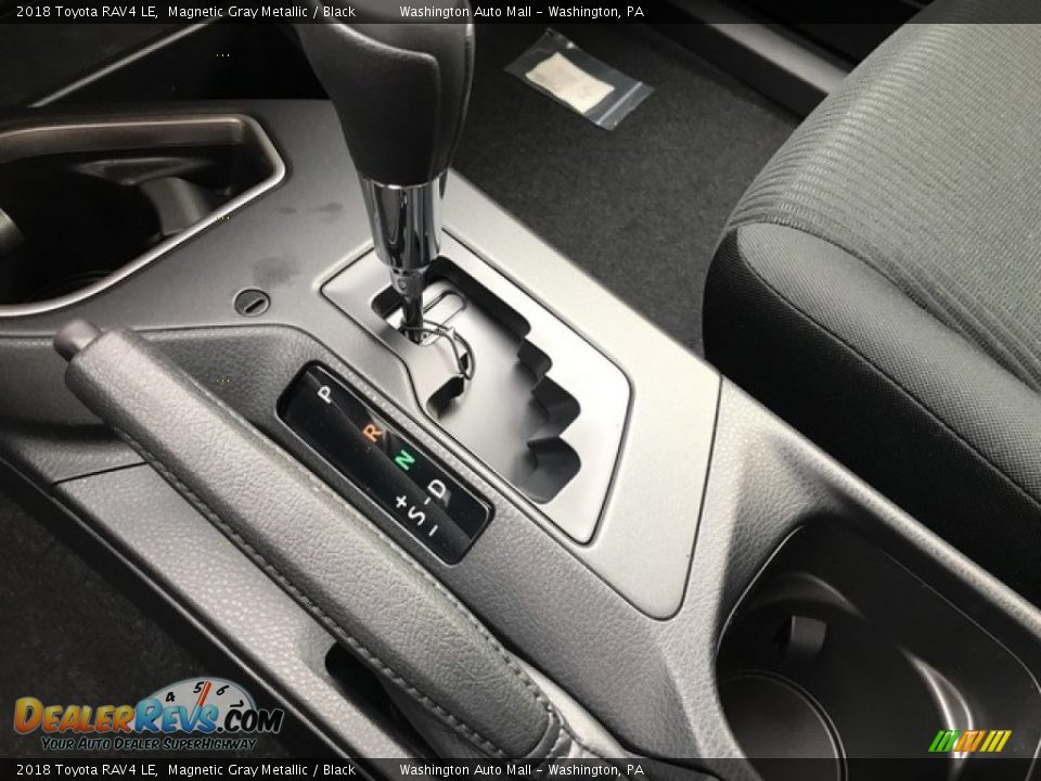 2018 Toyota RAV4 LE Magnetic Gray Metallic / Black Photo #12