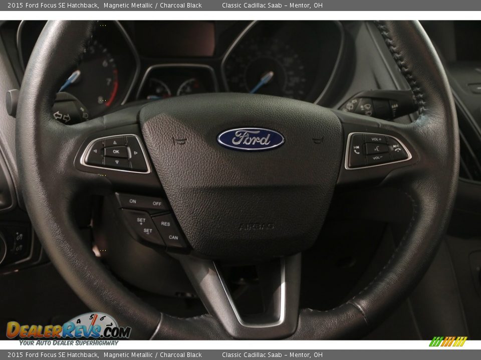2015 Ford Focus SE Hatchback Magnetic Metallic / Charcoal Black Photo #7