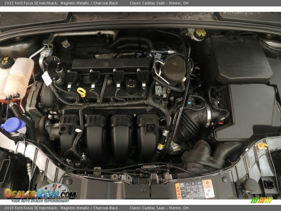 2015 Ford Focus SE Hatchback Magnetic Metallic / Charcoal Black Photo #18