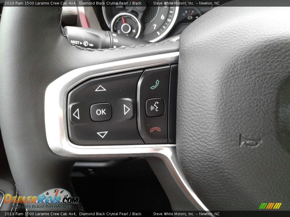 2019 Ram 1500 Laramie Crew Cab 4x4 Diamond Black Crystal Pearl / Black Photo #19