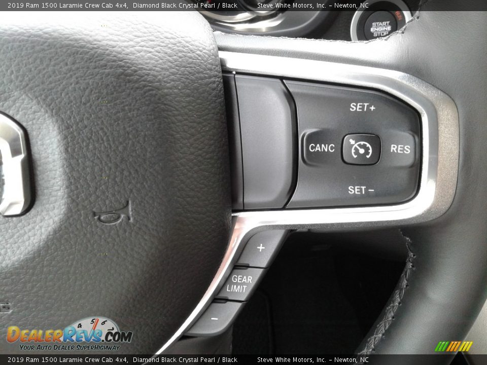 2019 Ram 1500 Laramie Crew Cab 4x4 Diamond Black Crystal Pearl / Black Photo #20