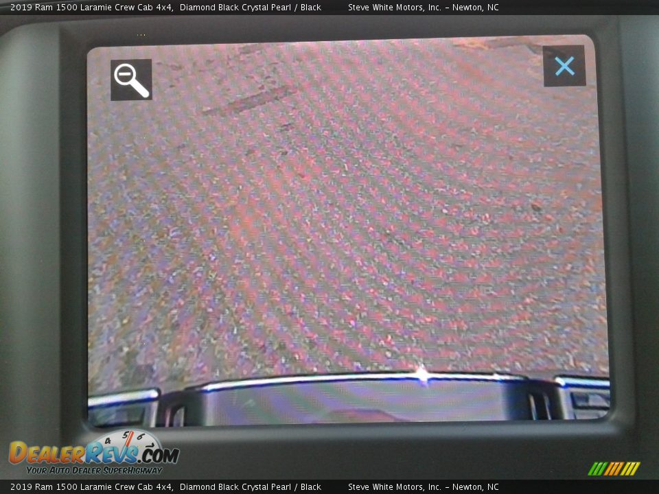 2019 Ram 1500 Laramie Crew Cab 4x4 Diamond Black Crystal Pearl / Black Photo #25