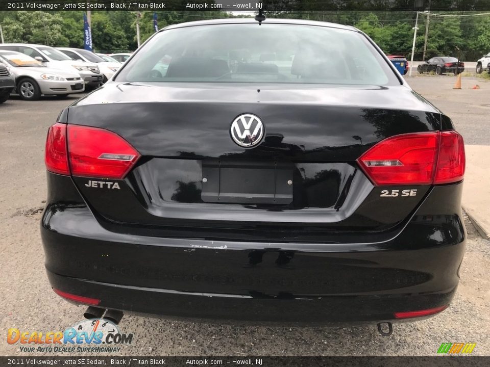 2011 Volkswagen Jetta SE Sedan Black / Titan Black Photo #6