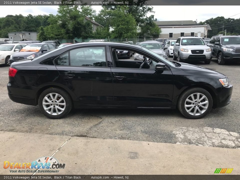2011 Volkswagen Jetta SE Sedan Black / Titan Black Photo #9
