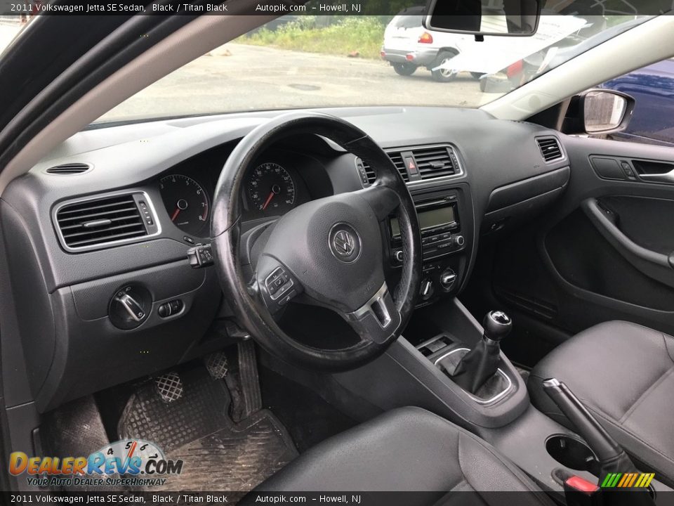 2011 Volkswagen Jetta SE Sedan Black / Titan Black Photo #12