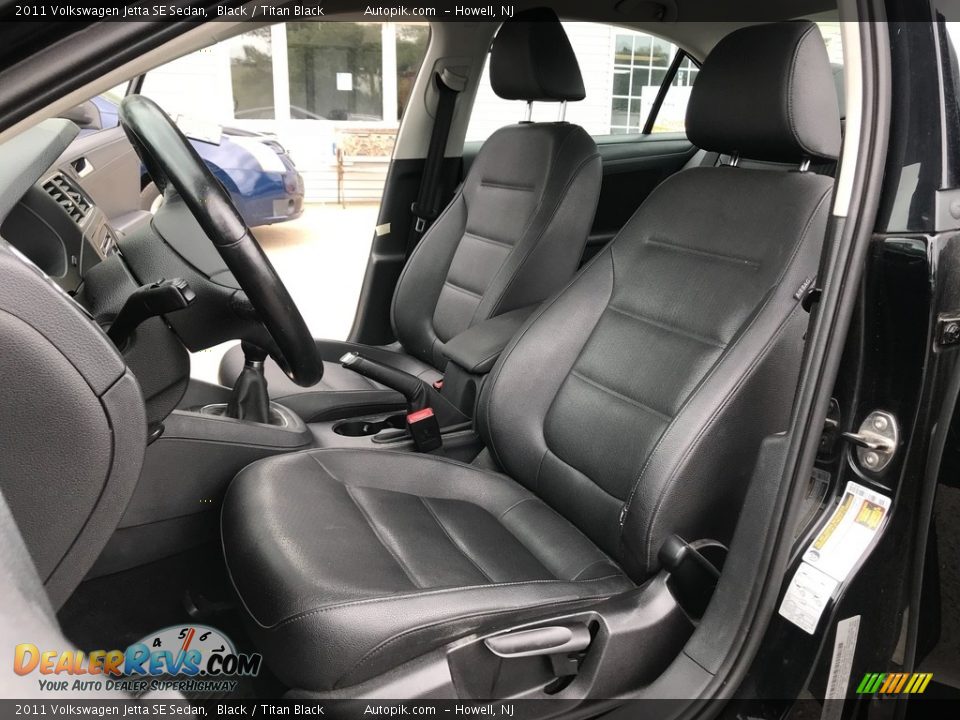 2011 Volkswagen Jetta SE Sedan Black / Titan Black Photo #16