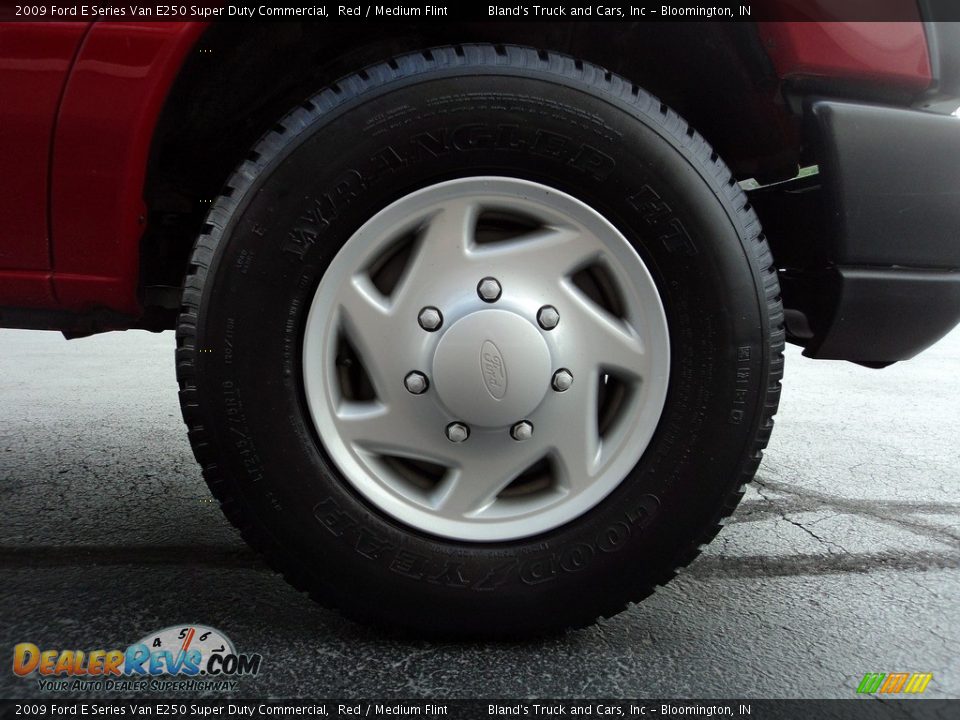 2009 Ford E Series Van E250 Super Duty Commercial Red / Medium Flint Photo #26