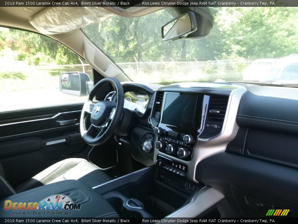 2019 Ram 1500 Laramie Crew Cab 4x4 Billett Silver Metallic / Black Photo #13
