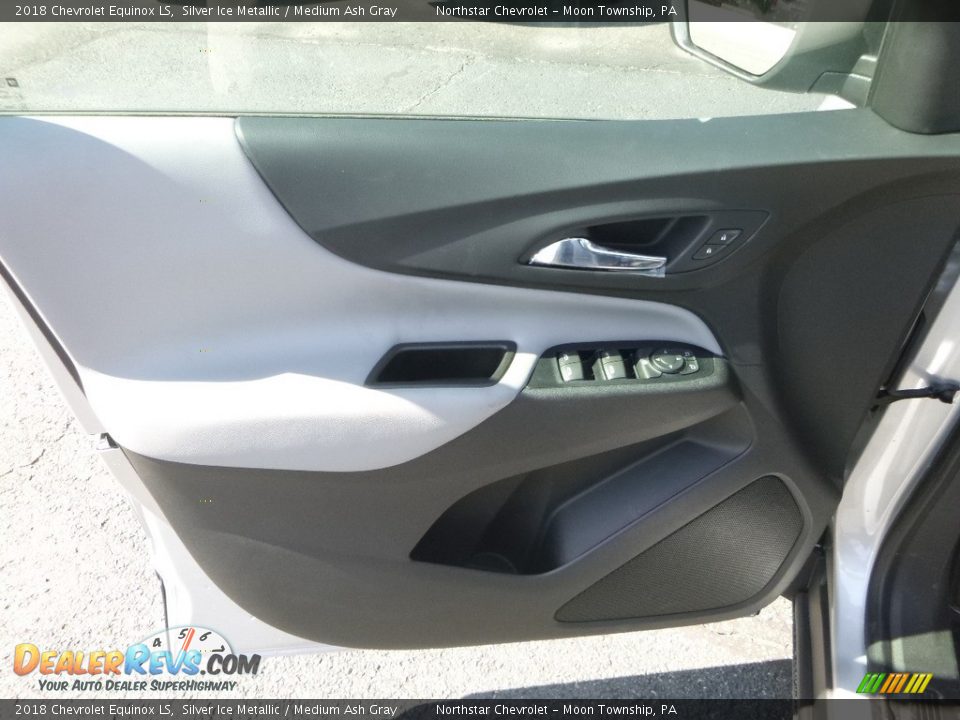 2018 Chevrolet Equinox LS Silver Ice Metallic / Medium Ash Gray Photo #15