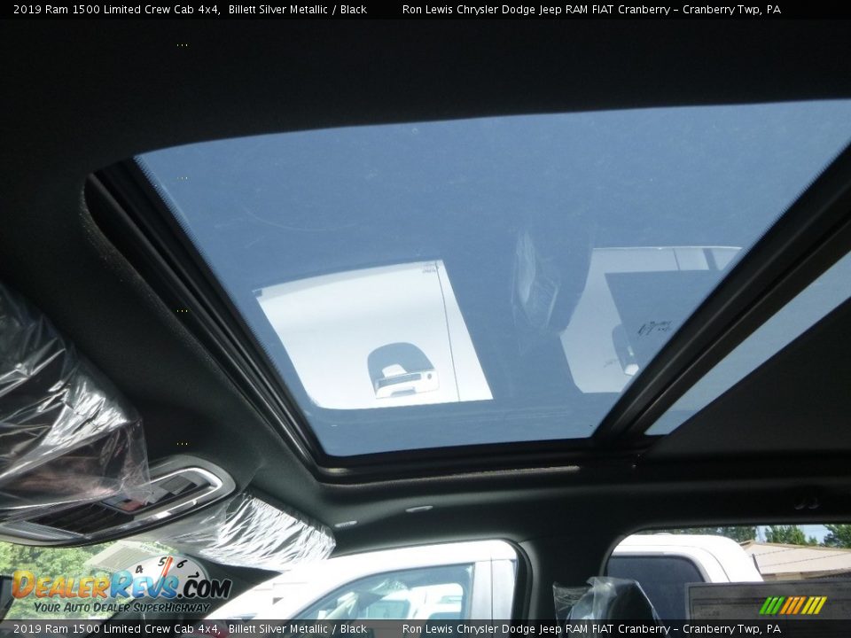 2019 Ram 1500 Limited Crew Cab 4x4 Billett Silver Metallic / Black Photo #19