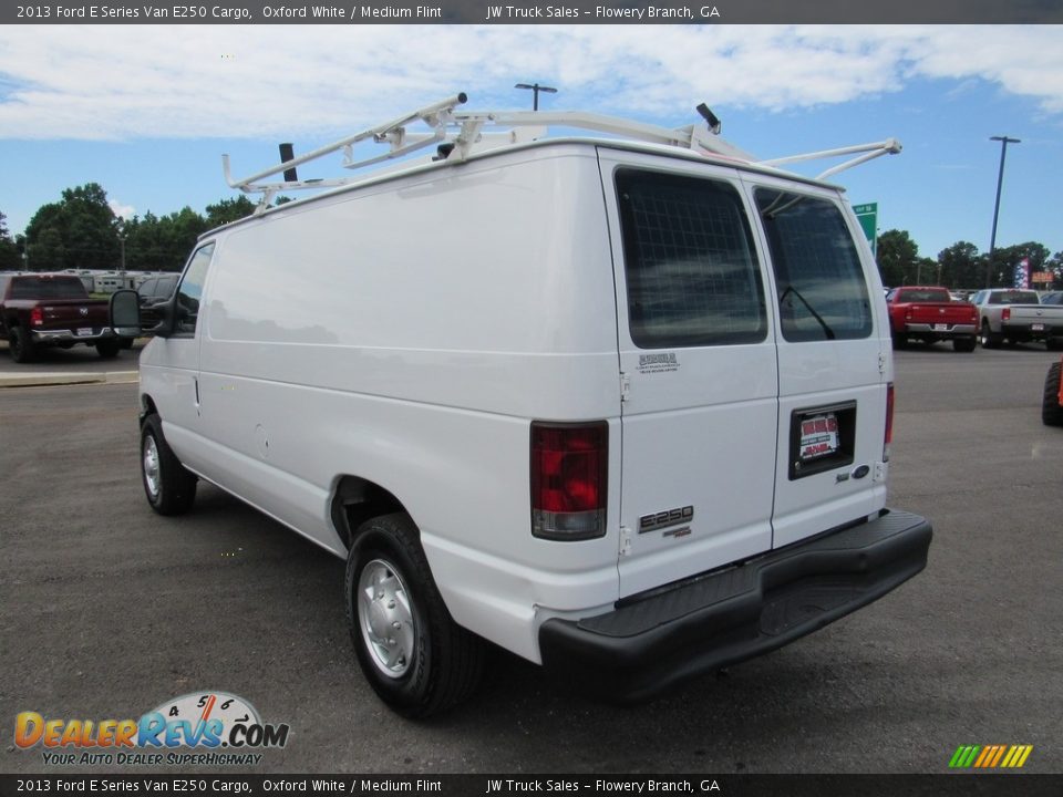 2013 Ford E Series Van E250 Cargo Oxford White / Medium Flint Photo #3