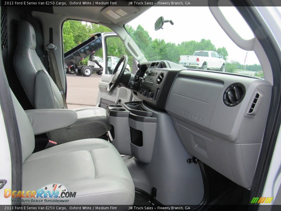 2013 Ford E Series Van E250 Cargo Oxford White / Medium Flint Photo #27