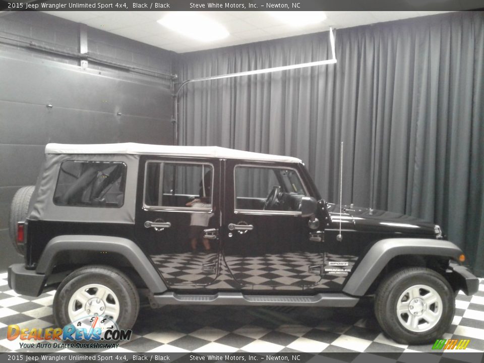 2015 Jeep Wrangler Unlimited Sport 4x4 Black / Black Photo #5