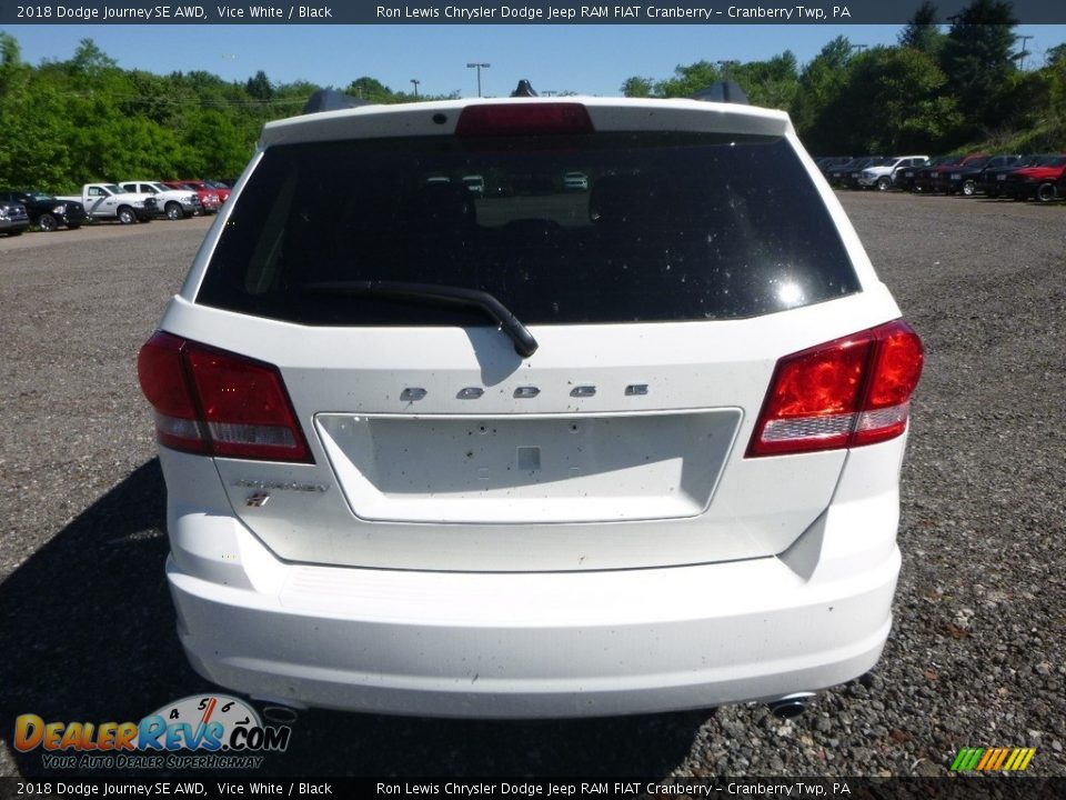 2018 Dodge Journey SE AWD Vice White / Black Photo #4