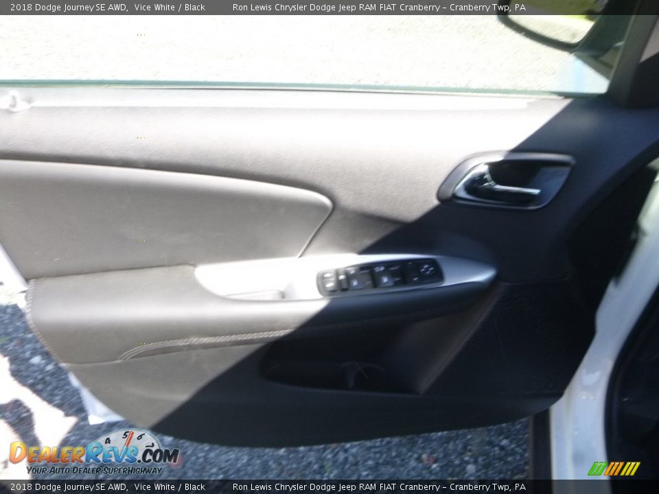 2018 Dodge Journey SE AWD Vice White / Black Photo #14