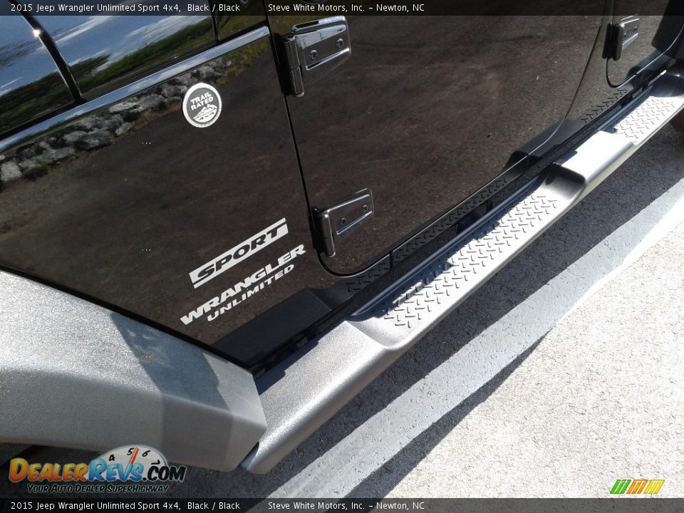 2015 Jeep Wrangler Unlimited Sport 4x4 Black / Black Photo #25