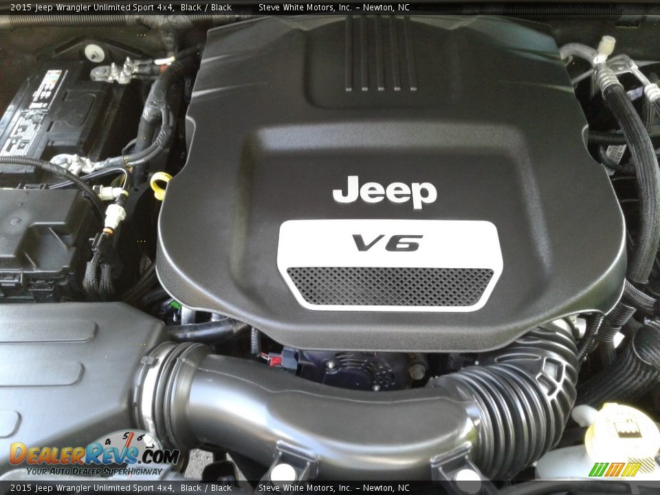 2015 Jeep Wrangler Unlimited Sport 4x4 Black / Black Photo #27
