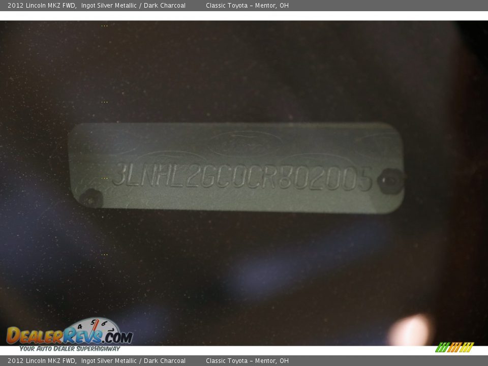 2012 Lincoln MKZ FWD Ingot Silver Metallic / Dark Charcoal Photo #20
