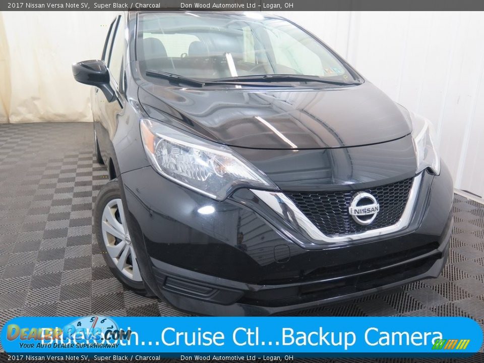 2017 Nissan Versa Note SV Super Black / Charcoal Photo #1