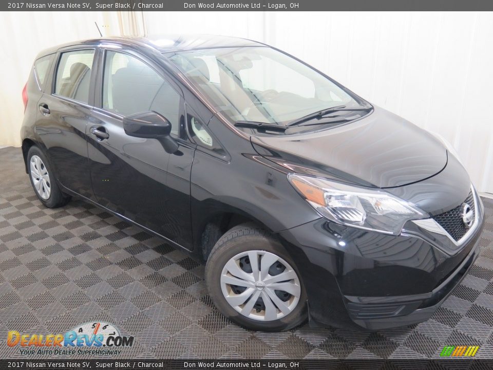 2017 Nissan Versa Note SV Super Black / Charcoal Photo #4