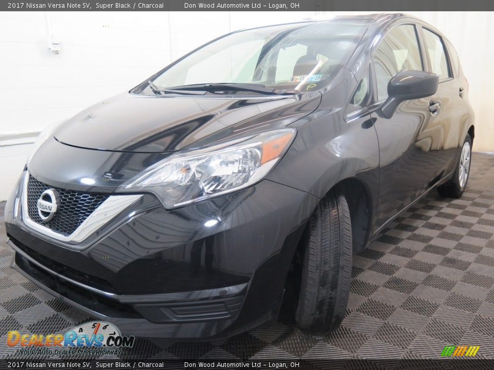 2017 Nissan Versa Note SV Super Black / Charcoal Photo #7