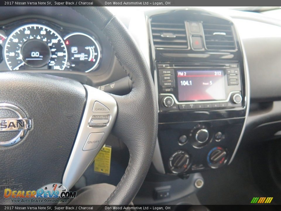 2017 Nissan Versa Note SV Super Black / Charcoal Photo #16