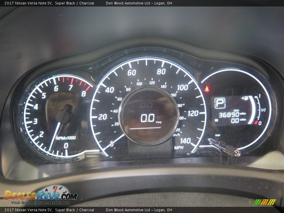 2017 Nissan Versa Note SV Super Black / Charcoal Photo #17